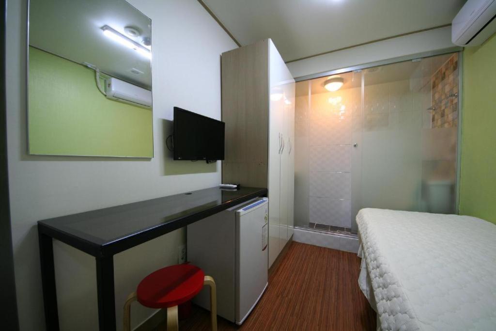Star Guest House Seoul Exterior photo