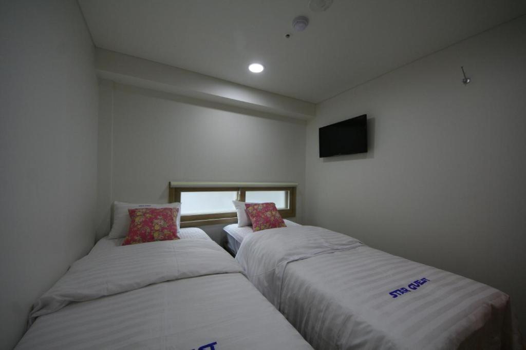 Star Guest House Seoul Exterior photo